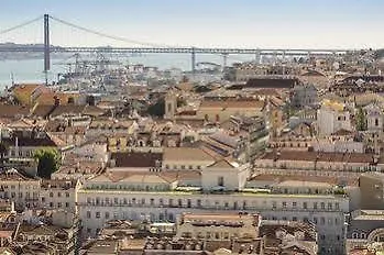 Chiado Nova Almada Лиссабон